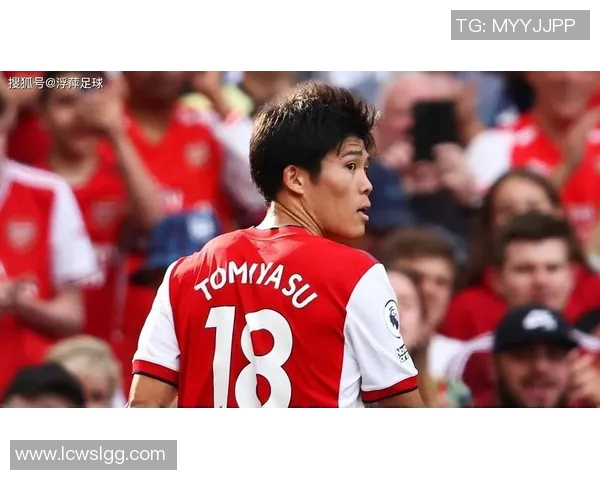 足球明星在逆境中的伤感瞬间与心灵独白的真实写照 足球明星在逆境中的伤感瞬间与心灵独白的真实写照