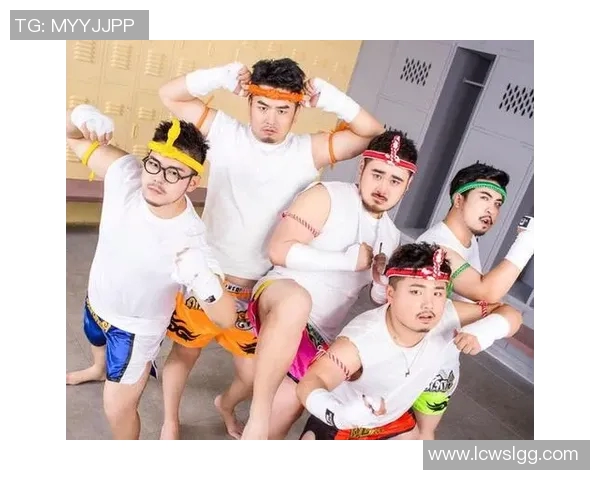 足球明星参与综艺节目展现多面魅力与幽默风采引发观众热议