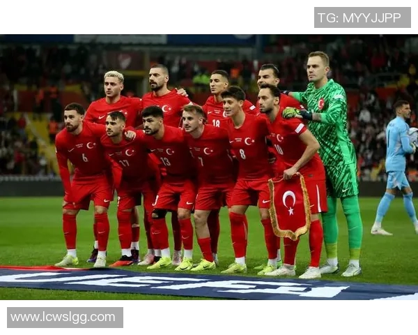 德国与土耳其国家队最新大名单分析与对比